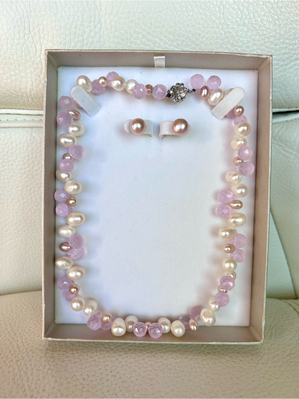 Chomel Vintage Freshwater Pearls Necklace and Earrings